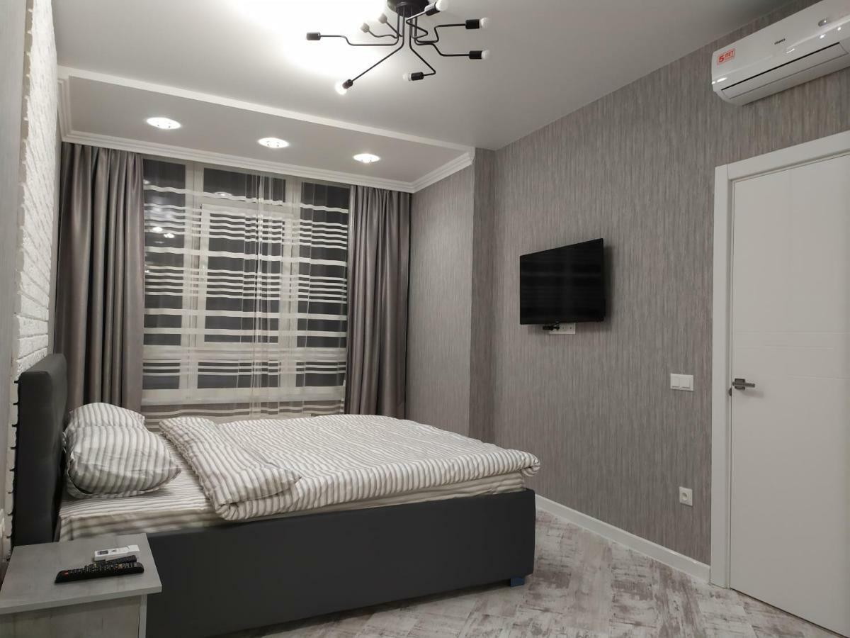Skyview Apartments Odessa Extérieur photo