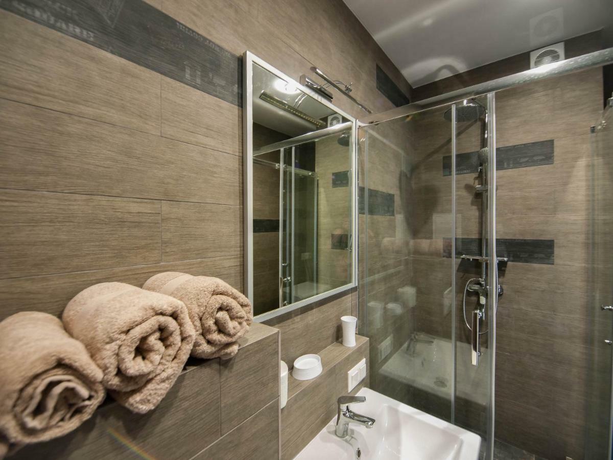 Skyview Apartments Odessa Extérieur photo