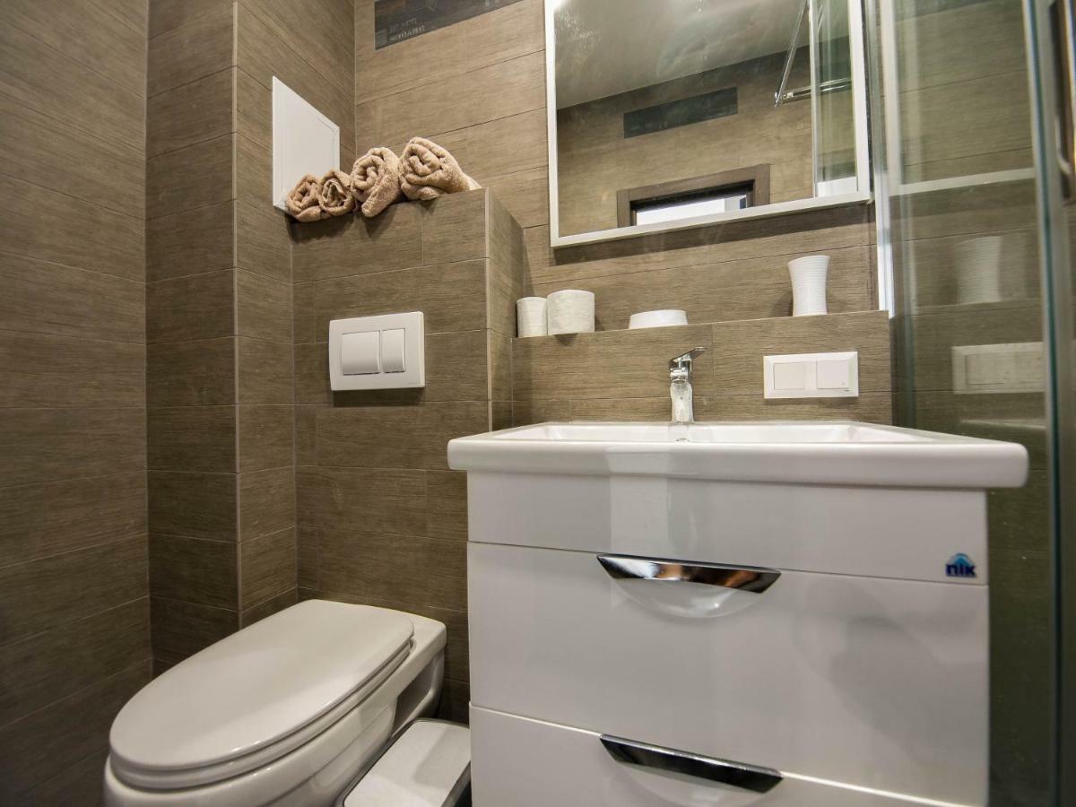 Skyview Apartments Odessa Extérieur photo
